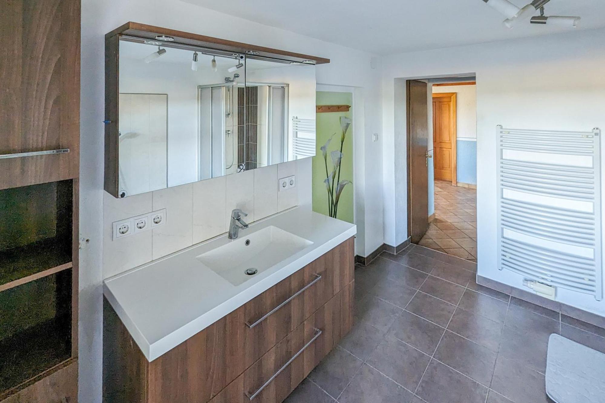 Private Farmhouse Escape - Ideal For Up To 8 Guests Seeham Kültér fotó